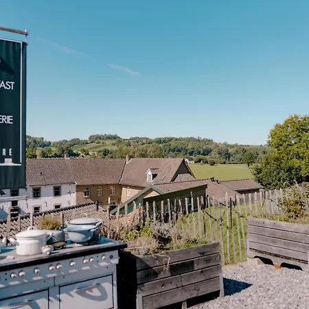 Brasserie Villare Bed & Breakfast Wijlre