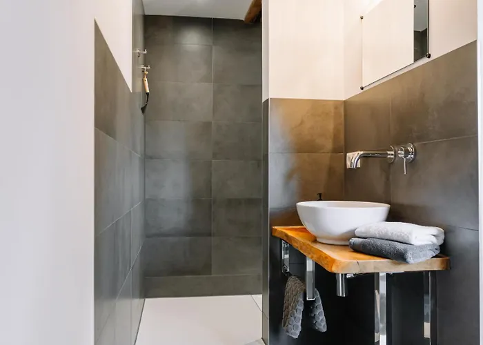 Brasserie Villare Bed & Breakfast