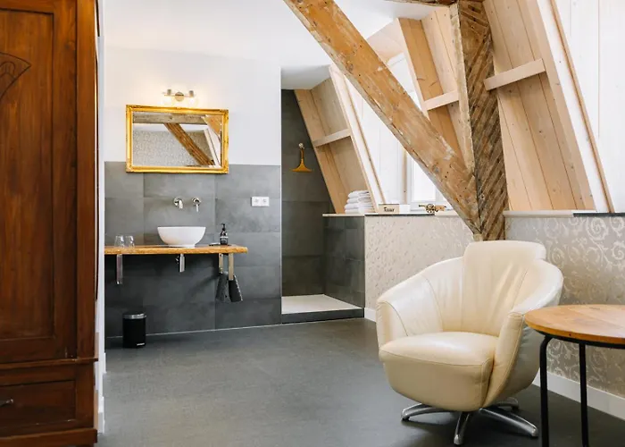 Brasserie Villare Bed and Breakfast Wijlre