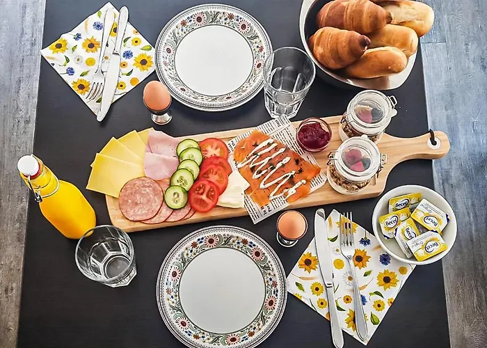 לינה וארוחת בוקר Brasserie Villare