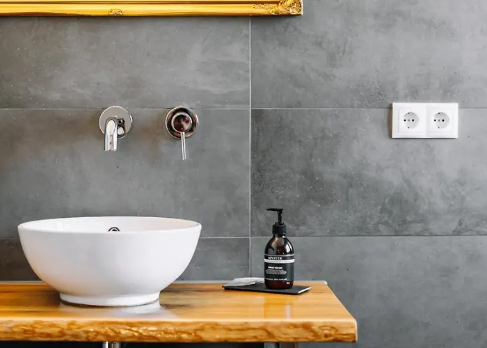 Brasserie Villare فندق مبيت وإفطار 4*